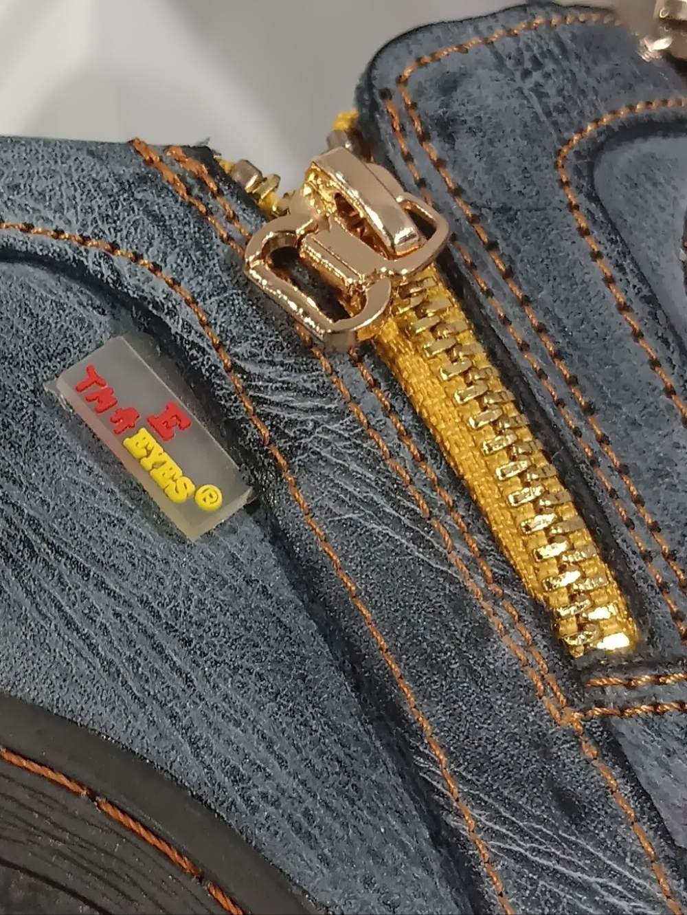 TMA Eyes| Double Zipper Gold Tone Label Slip-On Casual Comfort Sneaker EU41 US10 - Picture 5 of 9